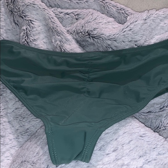 Bikini bottoms - Picture 2 of 2